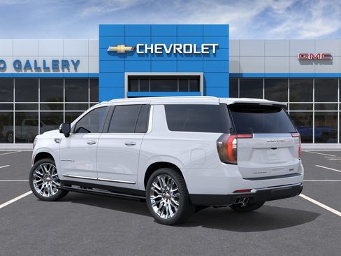New 2026 GMC Yukon XL Denali w/ Denali Reserve Package AWD/4WD image 3