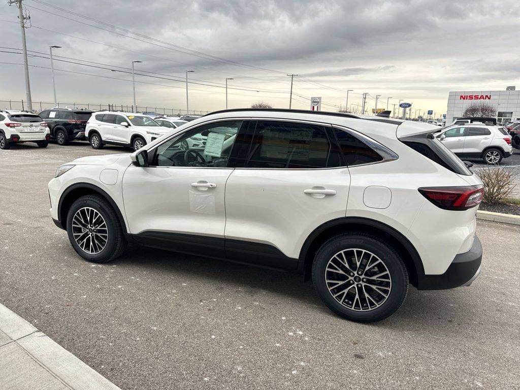 New 2025 Ford Escape SE FWD image 6