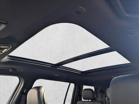 New 2026 Jeep Grand Cherokee L Limited AWD/4WD image 15