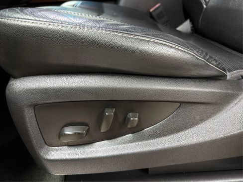 Used 2016 GMC Yukon SLT w/ Open Road Package RWD image 35