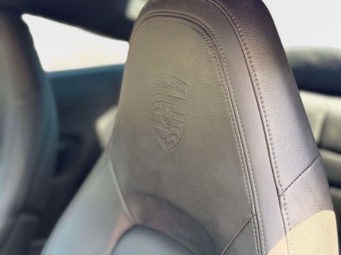 Used 2021 Porsche 911 Carrera 4 image 13