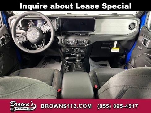 Used 2026 Jeep Wrangler Sport S image 41