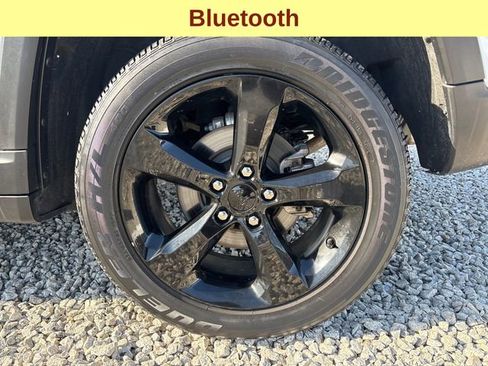 Used 2022 Jeep Grand Cherokee Altitude image 9