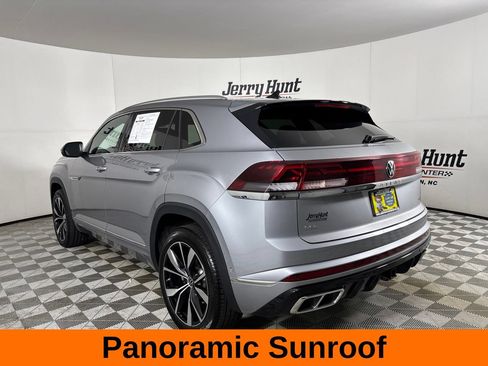 Used 2024 Volkswagen Atlas Cross Sport SEL Premium R-Line AWD/4WD image 8