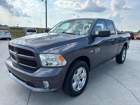 Used 2019 RAM 1500 Express w/ Express Value Package AWD/4WD image 9