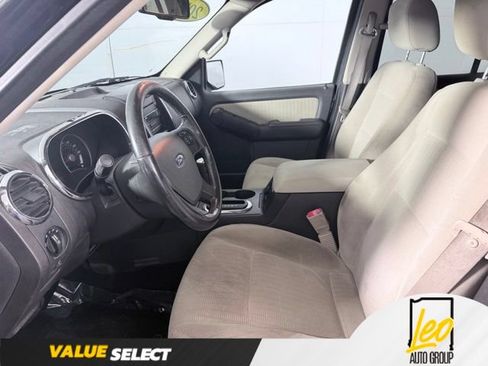 Used 2008 Ford Explorer XLT AWD/4WD image 10