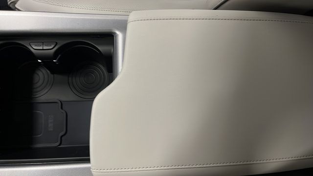 Used 2025 Hyundai Palisade Calligraphy FWD image 20