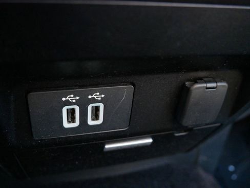 Used 2017 Ford F150 XLT w/ Equipment Group 302A Luxury image 26