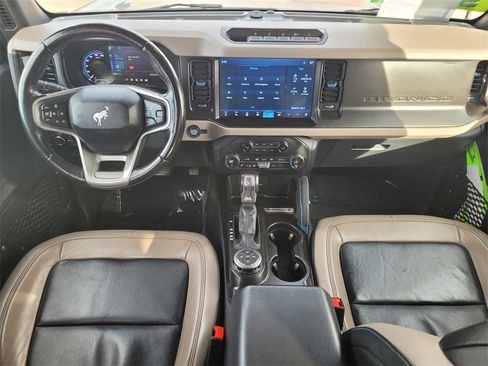 Used 2021 Ford Bronco Wildtrak image 13