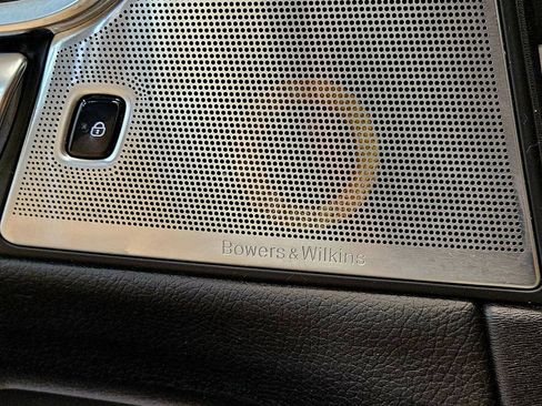 Used 2017 Volvo S90 T6 Momentum w/ Climate Package image 26