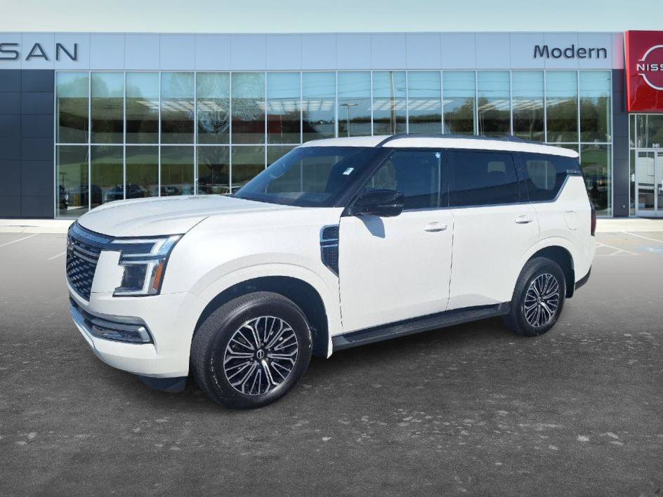 Used 2025 Nissan Armada SL AWD/4WD image 1