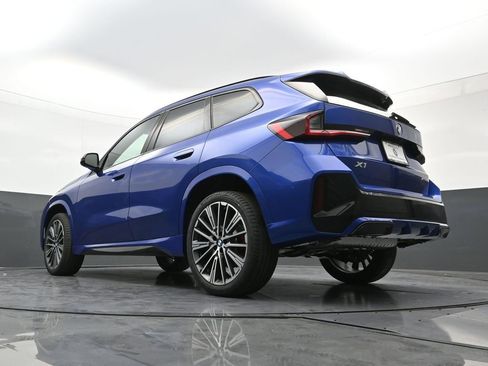 New 2026 BMW X1 xDrive28i w/ Technology Package AWD/4WD image 25