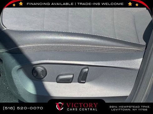 Used 2023 Volkswagen Taos SE image 15