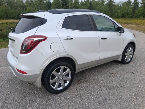 Used 2017 Buick Encore Essence w/ Experience Buick Package AWD/4WD image 5
