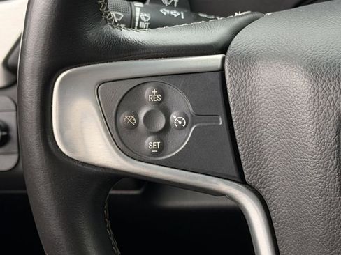 Used 2017 GMC Yukon SLE w/ SLE Value Package image 14