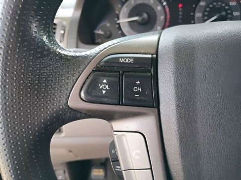 Used 2013 Honda Odyssey LX image 34