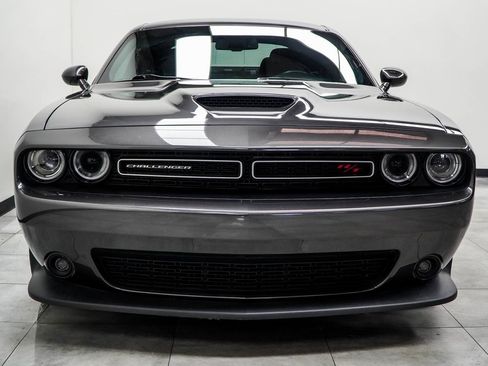 Used 2022 Dodge Challenger R/T image 3