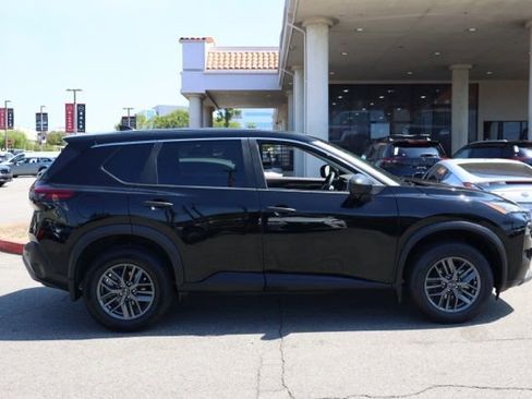 Certified 2023 Nissan Rogue S image 3