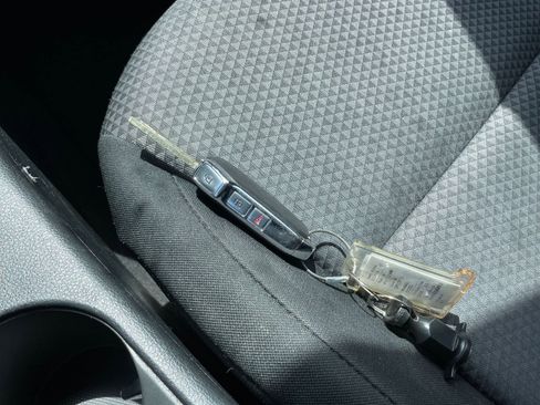 Used 2025 Kia Soul LX w/ LX Technology Package image 21