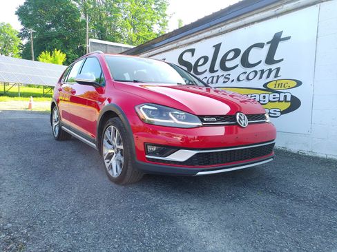 Used 2019 Volkswagen Golf Alltrack SEL AWD/4WD image 1