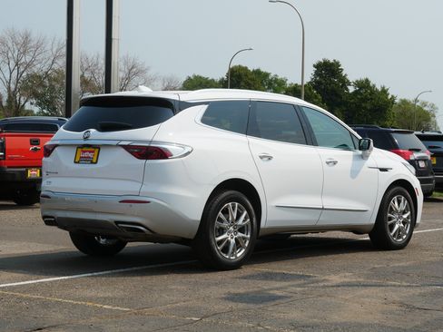Used 2023 Buick Enclave Premium w/ Experience Buick Package AWD/4WD image 7