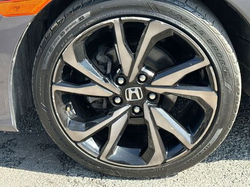 Used 2019 Honda Civic Sport image 18