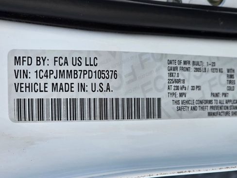 Used 2023 Jeep Cherokee Altitude Lux w/ Lux Elite Package image 52