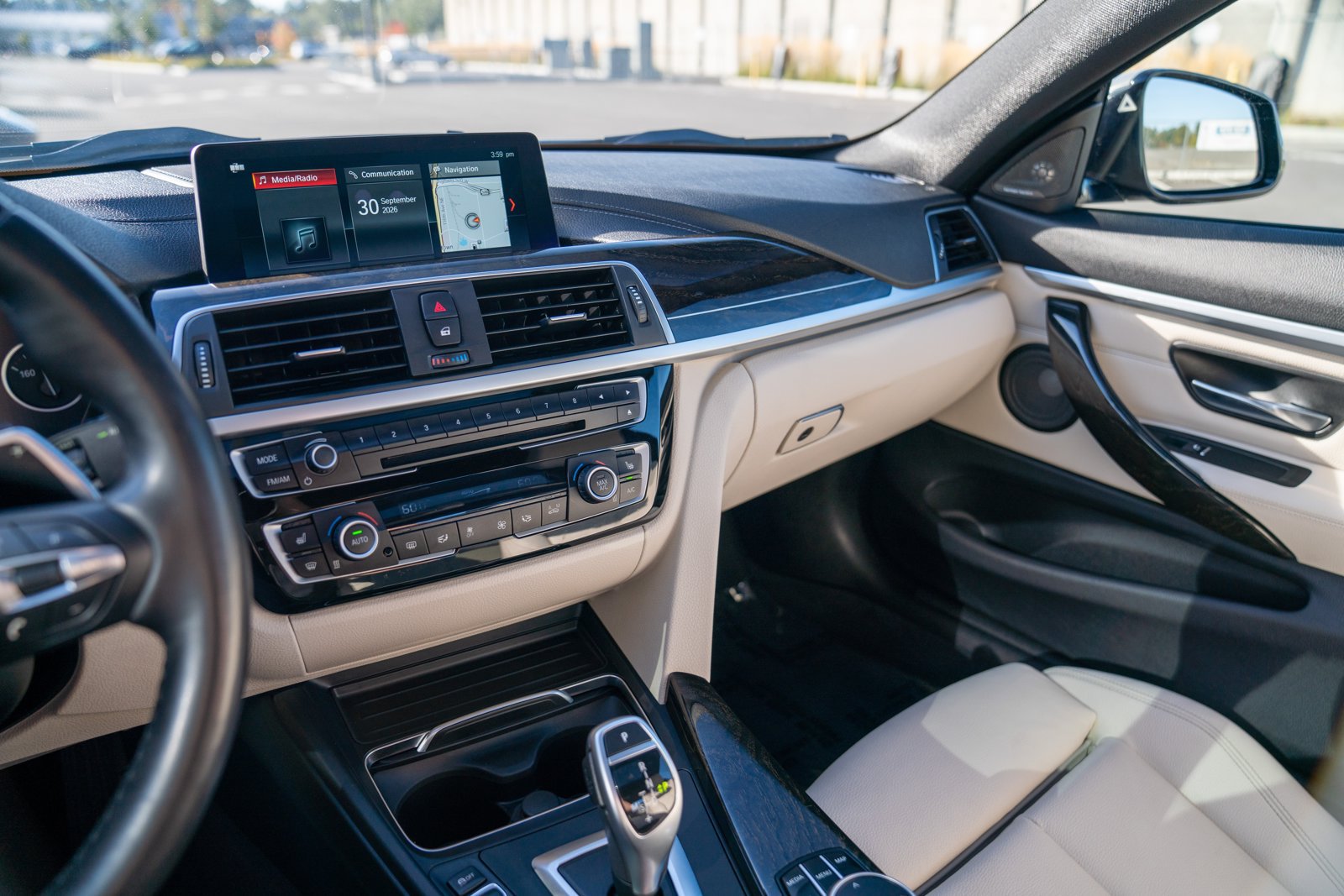 Used 2020 BMW 440i Coupe w/ M Sport Package RWD image 15