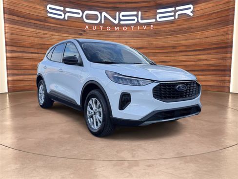 New 2026 Ford Escape Active w/ Cold Weather Package image 7