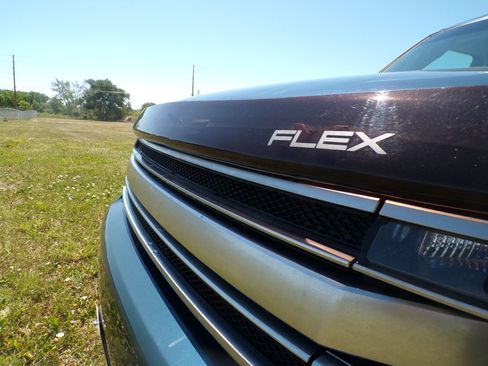 Used 2016 Ford Flex Limited w/ Equipment Group 301A AWD/4WD image 10