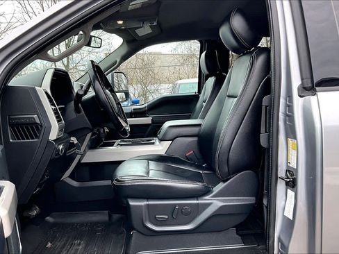 Used 2021 Ford F250 Lariat w/ Chrome Package image 8