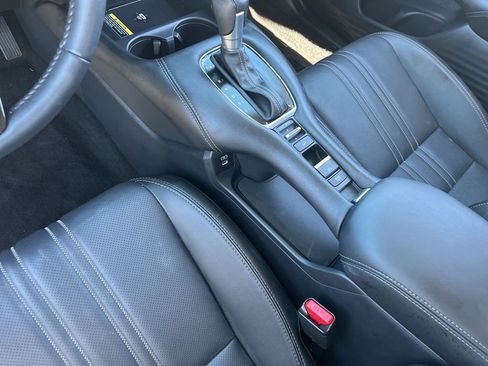 Certified 2025 Honda HR-V EX-L image 19