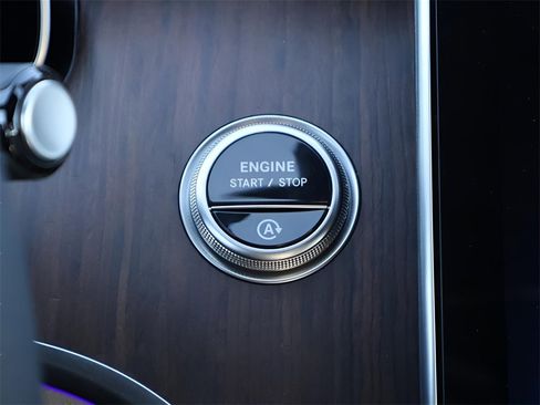 New 2026 Mercedes-Benz C 300 4MATIC Sedan image 27