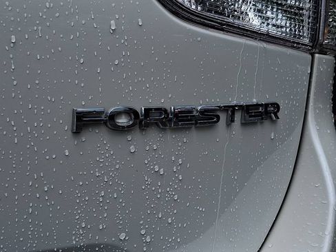 Used 2023 Subaru Forester Premium AWD/4WD image 30