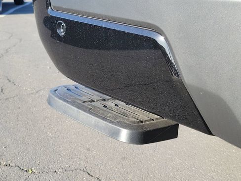 New 2026 Nissan Frontier SV image 7