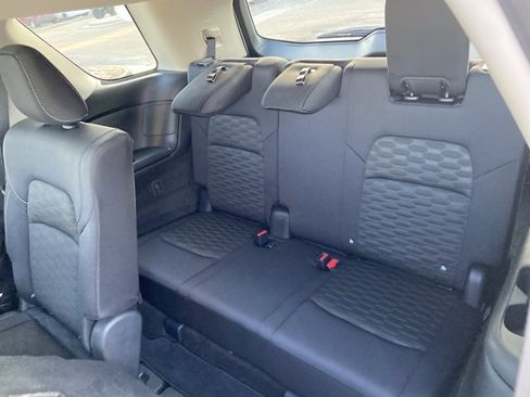 Used 2024 Nissan Pathfinder SV FWD image 51