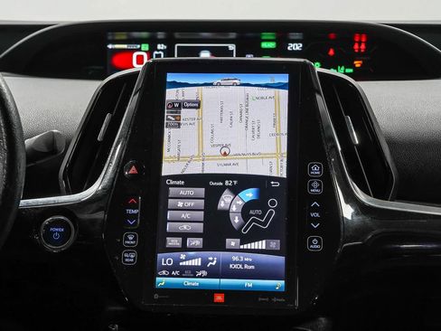 Certified 2017 Toyota Prius Prime Advanced w/ Carpet Mat Package FWD image 14