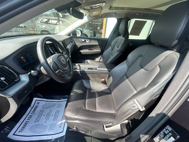 Certified 2024 Volvo XC60 B5 Core w/ Protection Package Premier AWD/4WD image 20