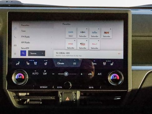 Used 2024 Lexus GX 550 550 Overtrail image 15