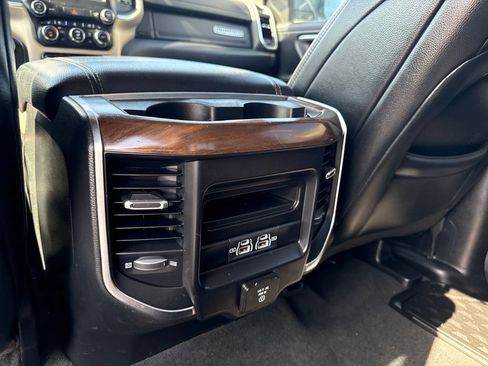 Used 2022 RAM 1500 Laramie RWD image 38
