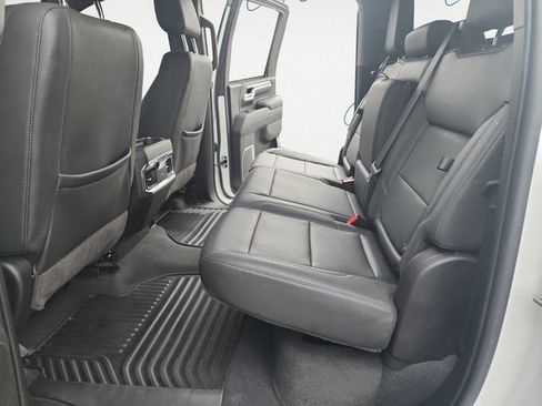 Used 2024 Chevrolet Silverado 2500 LTZ w/ LTZ Convenience Package image 11