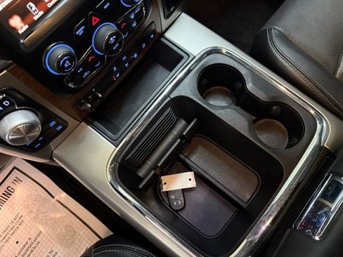 Used 2016 RAM 1500 Laramie w/ Convenience Group image 26