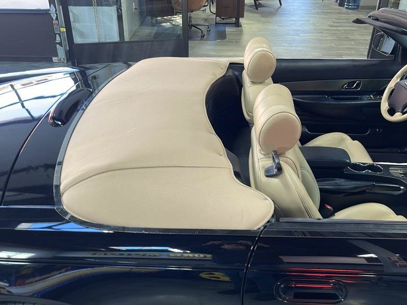Used 2005 Ford Thunderbird RWD image 27