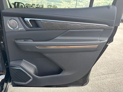 New 2026 Buick Enclave Avenir w/ Super Cruise Package image 38