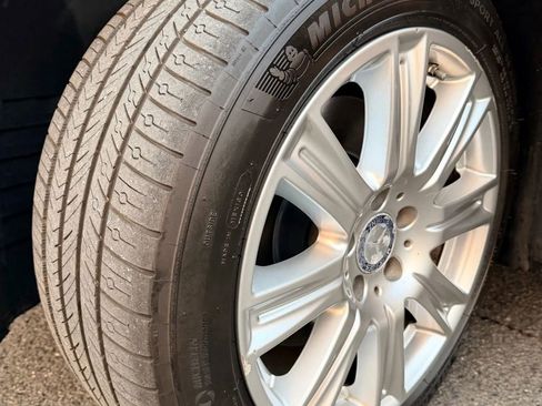 Used 2012 Mercedes-Benz E 350 4MATIC Sedan image 18