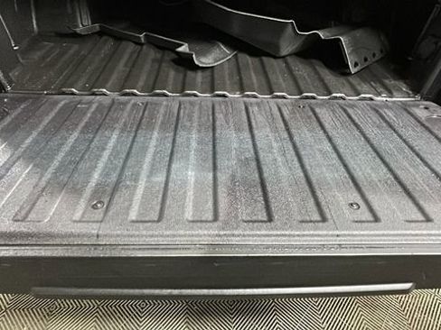 Used 2024 Chevrolet Silverado 1500 LT AWD/4WD image 28