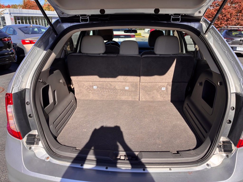 Used 2013 Ford Edge SE FWD image 12