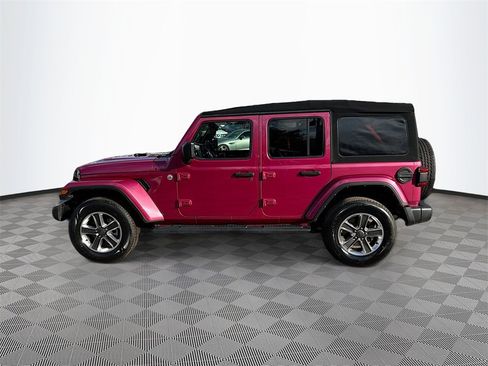 Used 2022 Jeep Wrangler Unlimited Sahara w/ LED Lighting Group image 9