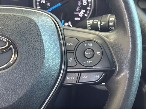 Used 2022 Toyota RAV4 SE AWD/4WD image 27