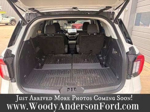 Used 2025 Ford Explorer Active RWD image 7